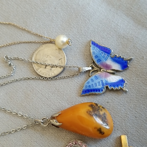 ENAMEL CLOISONNE BUTTERFLY & AMBER +3 Necklaces - Picture 2 of 5